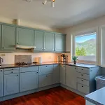 Spacious Waterfront Gem - Panoramic View - Terrace Villa *